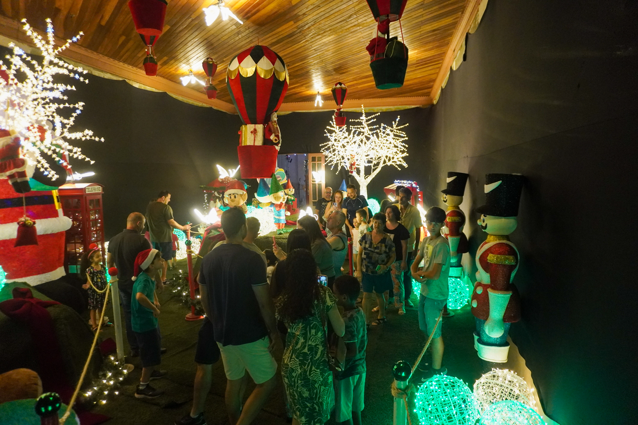 Programação tem Parada de Natal, apresentações culturais na Praça e Mercado Municipal e muito mais